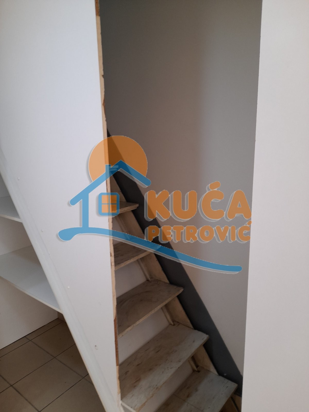 Lokal, 34 m2, Centar, Obrenovićeva ID: p-09500 4