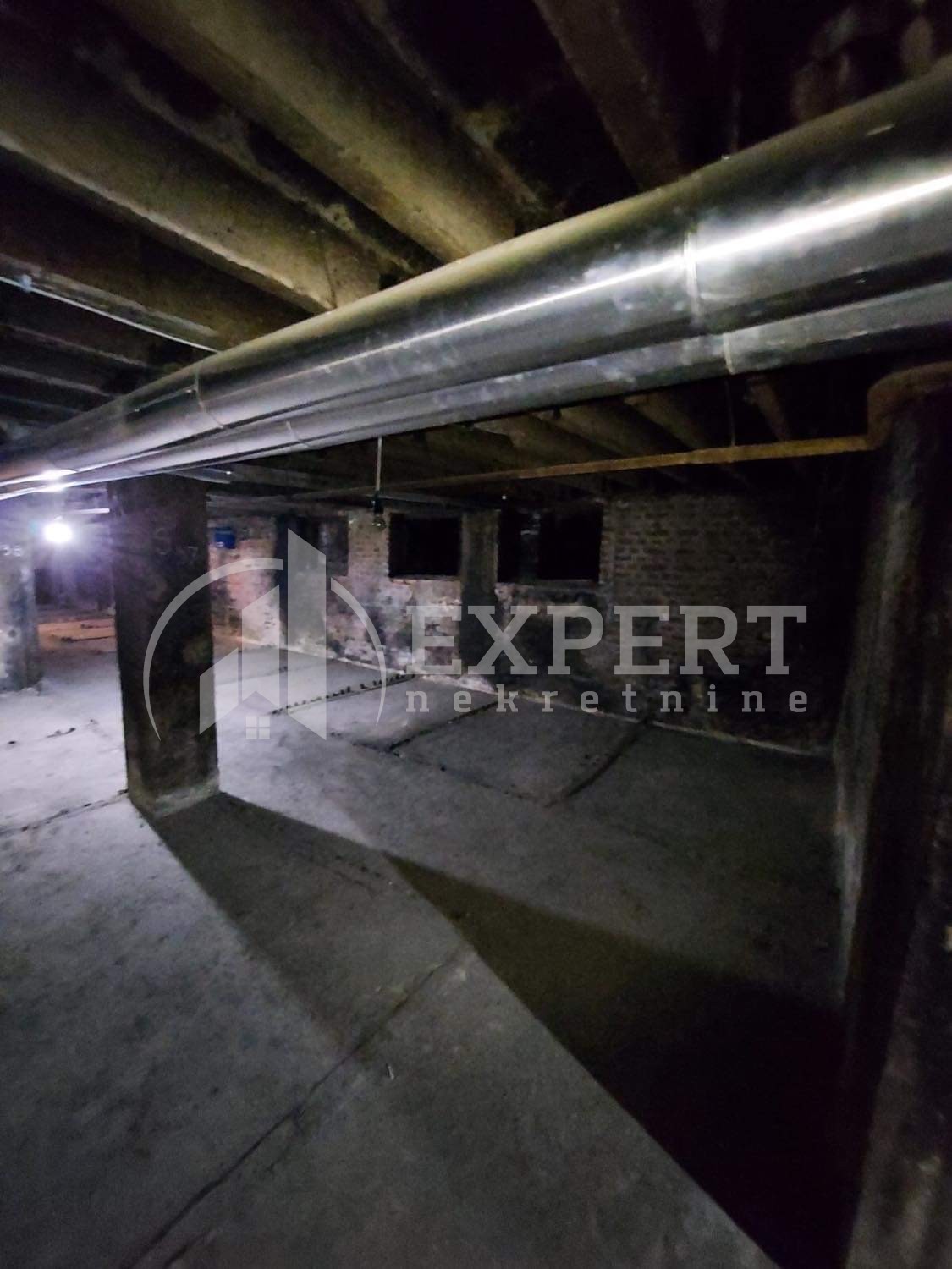 Lokal, 350 m2, Centar, Generala Milojka Lešjanina ID: i-010405 10