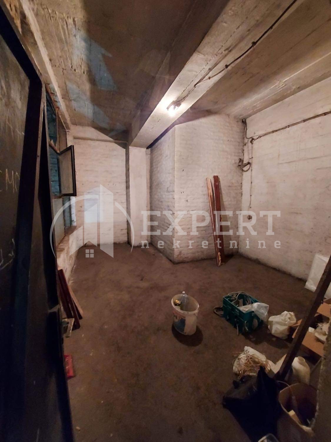 Lokal, 350 m2, Centar, Generala Milojka Lešjanina ID: i-010405 8