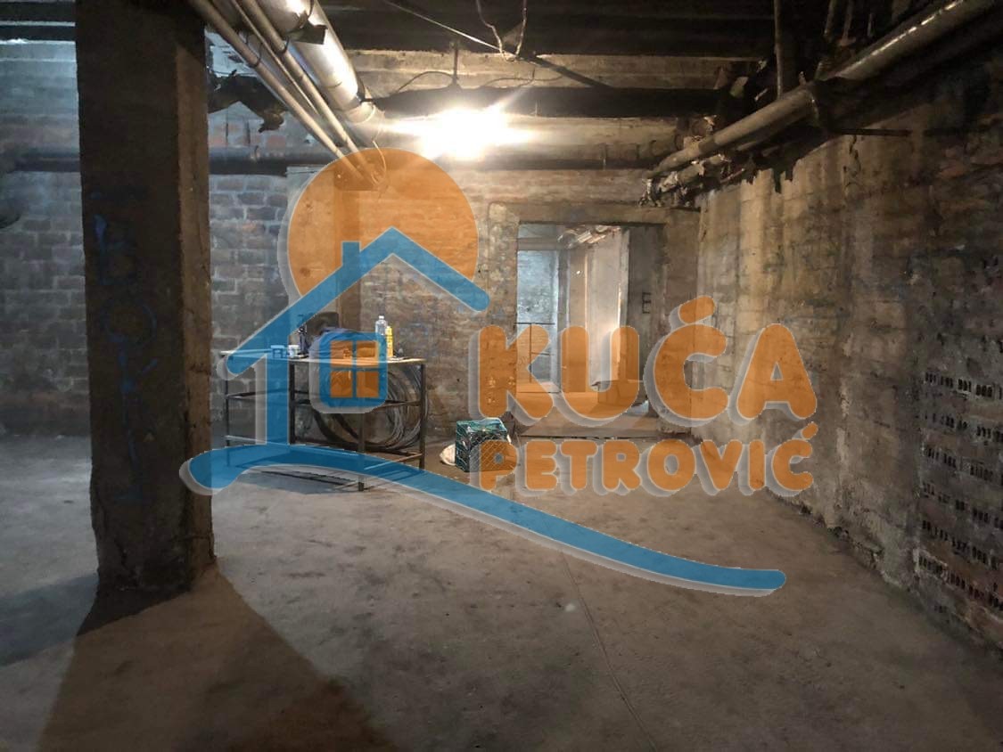 Lokal, 350 m2, Centar, Generala Milojka Lešjanina ID: i-010405 19
