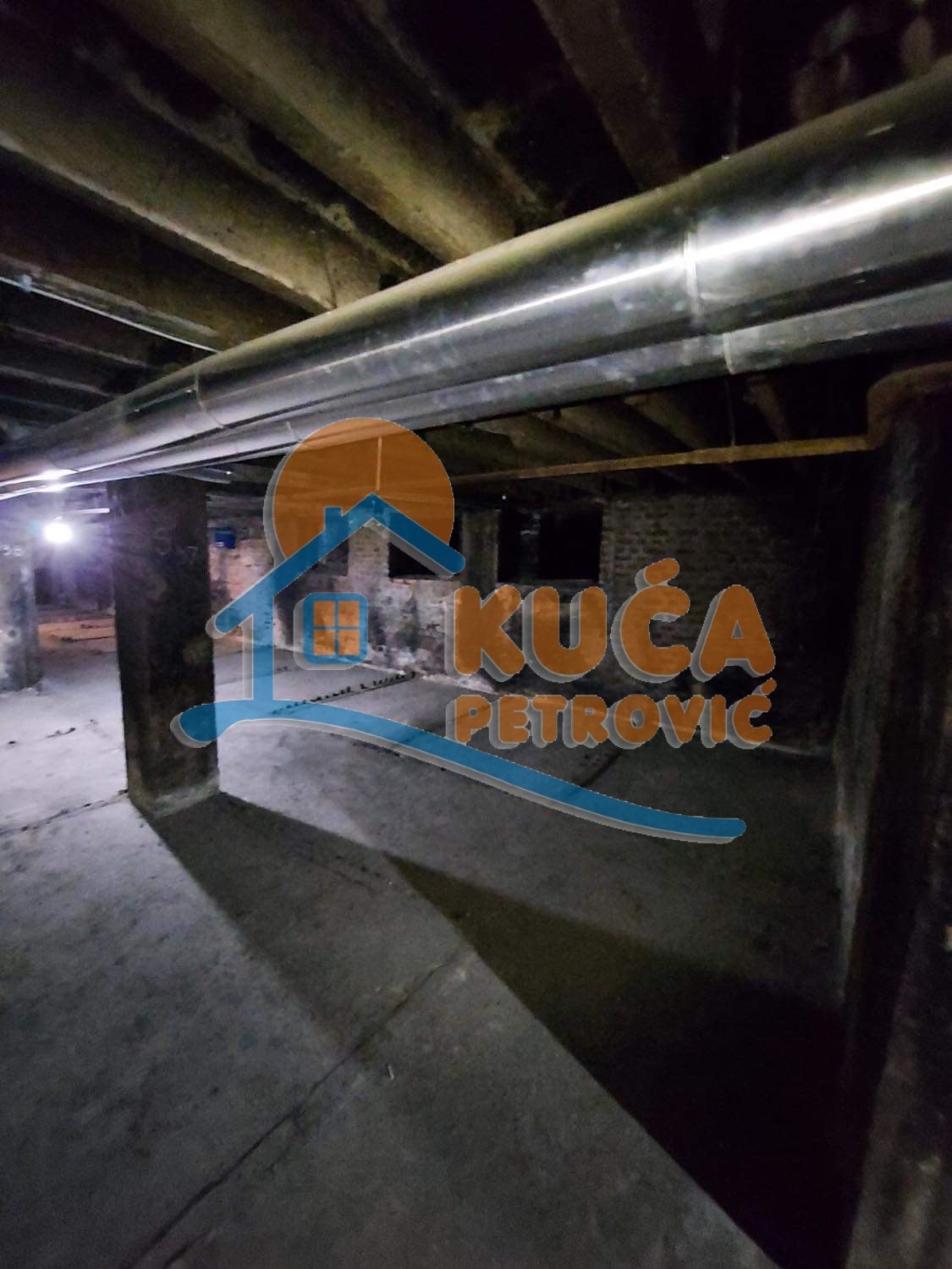 Lokal, 350 m2, Centar, Generala Milojka Lešjanina ID: i-010405 10