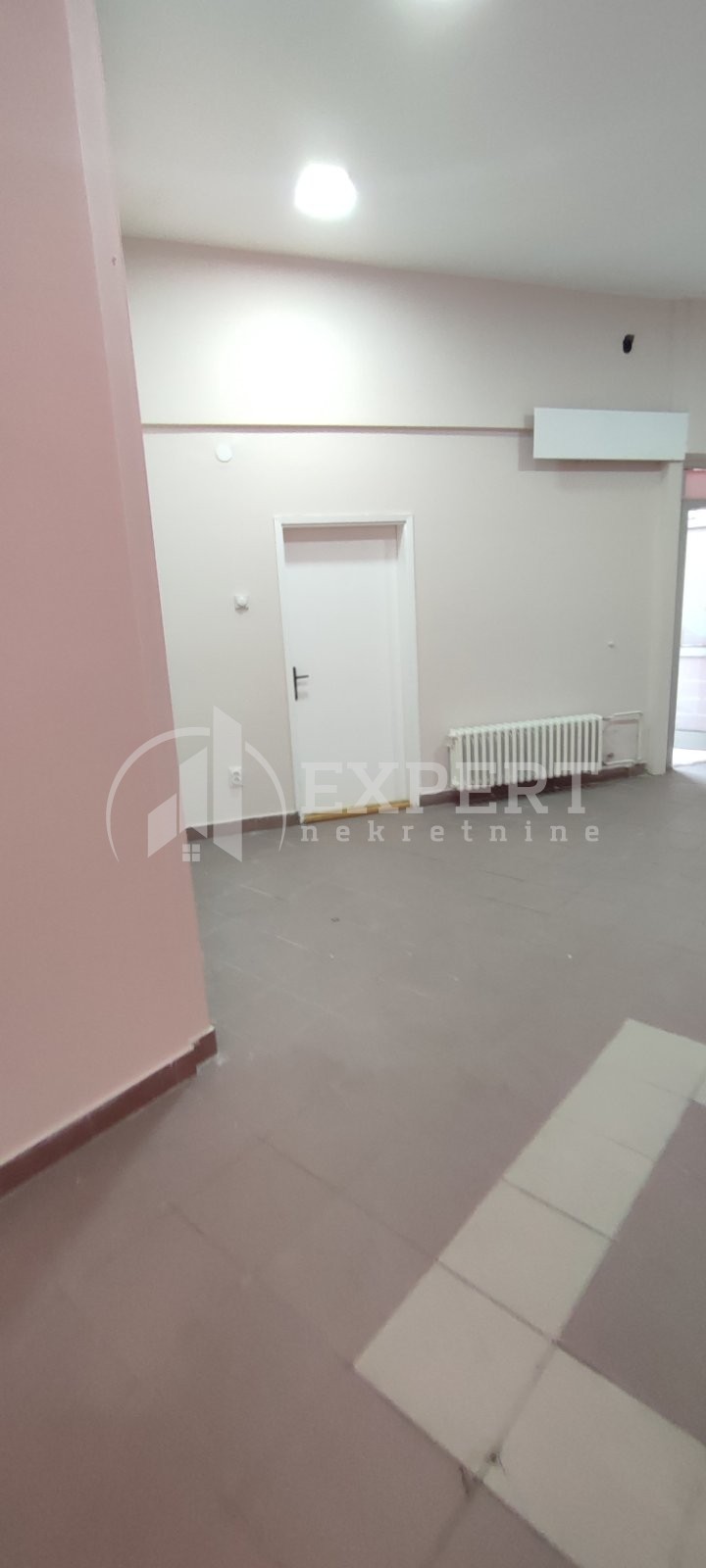 Lokal, 36 m2, Čamurlija, Đuke Dinić ID: i-07381 2