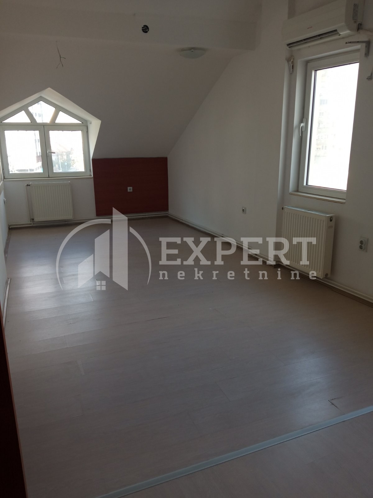 Lokal, 380 m2, Dom zdravlja, Vojvode Tankosića ID: i-07170 1