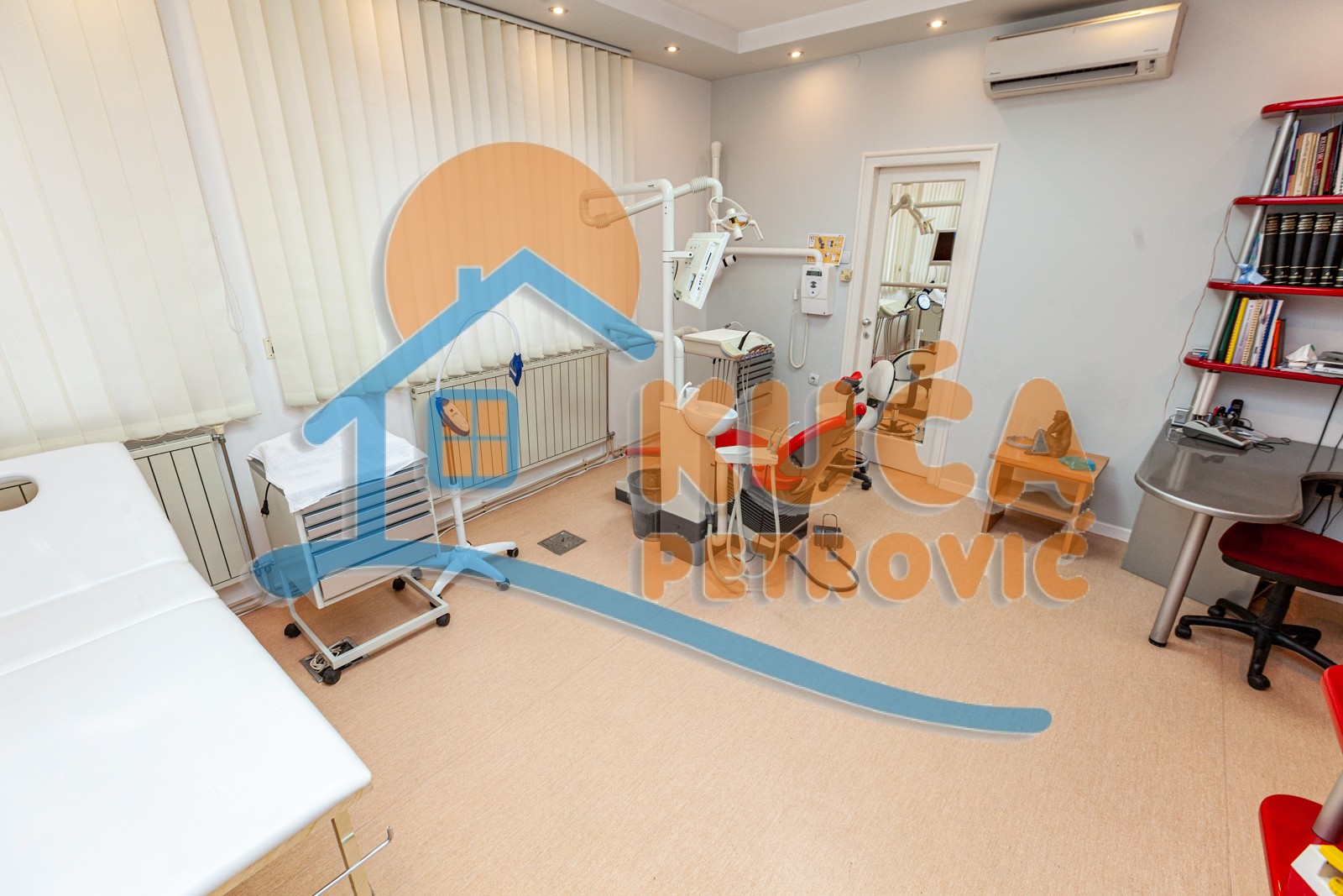 Lokal, 40 m2, Centar, Obrenovićeva ID: i-04678 3