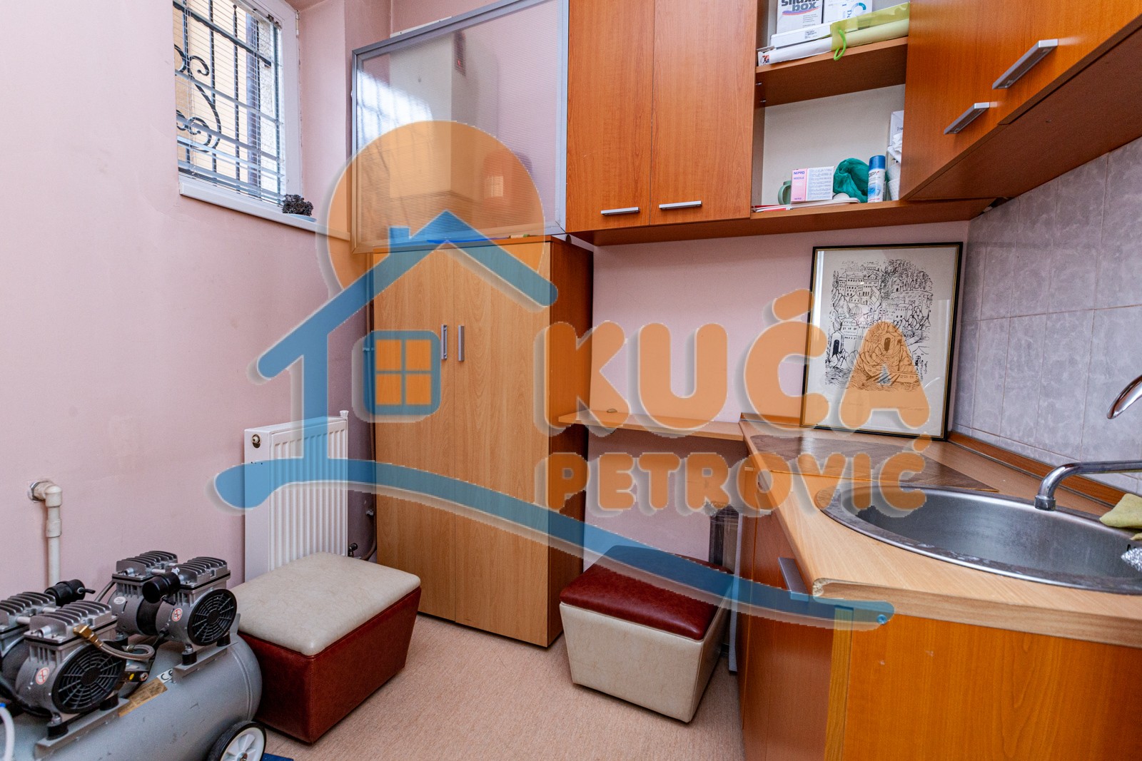 Lokal, 40 m2, Centar, Obrenovićeva ID: i-04678 6