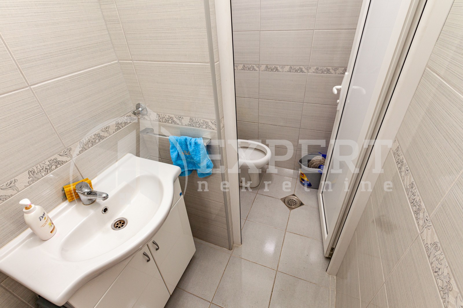 Lokal, 40 m2, Centar, Obrenovićeva ID: i-04678 9