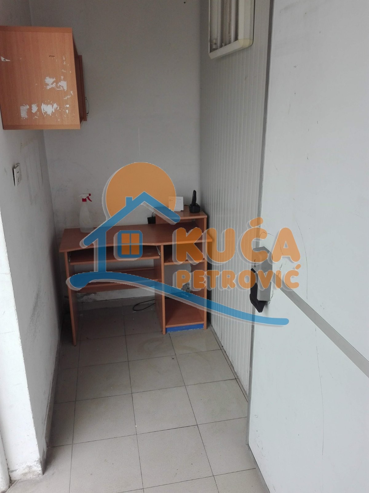 Lokal, 40 m2, Crveni krst, Bombaška ID: i-05577 4