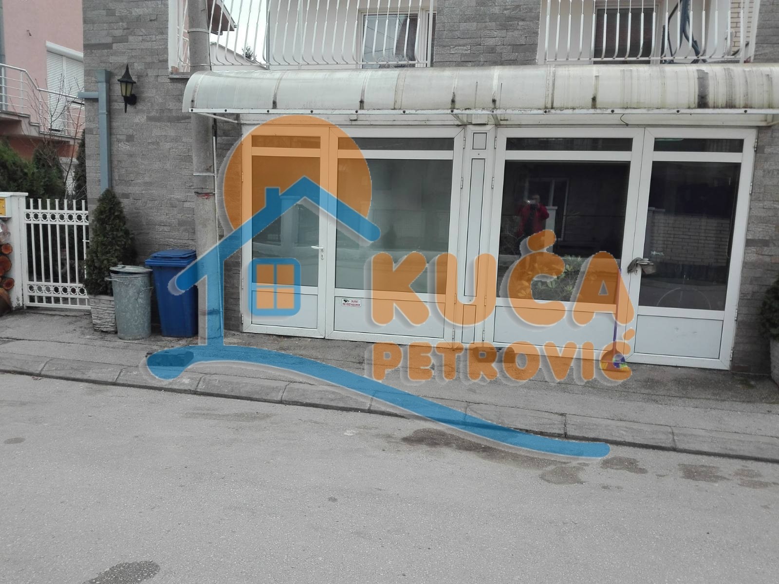 Lokal, 40 m2, Crveni krst, Bombaška ID: i-05577 1