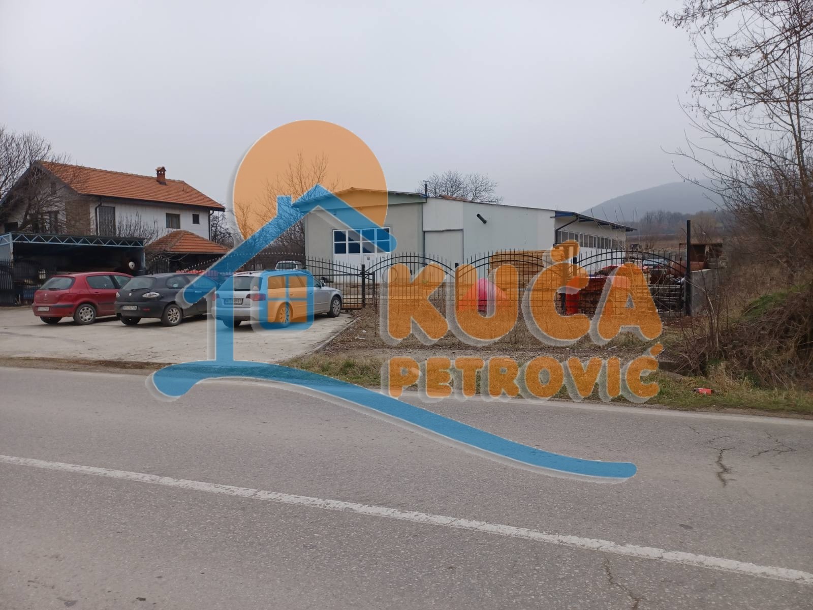 Lokal, 400 m2, Crveni krst, Stevana Sinđelića ID: i-08068 1