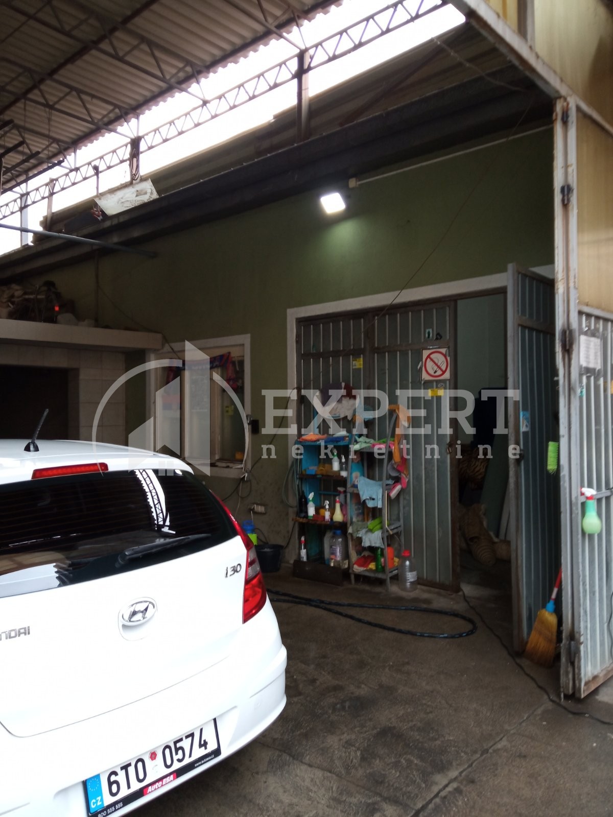 Lokal, 420 m2, Bulevar Nemanjića, Uroša Predića ID: i-04880 6