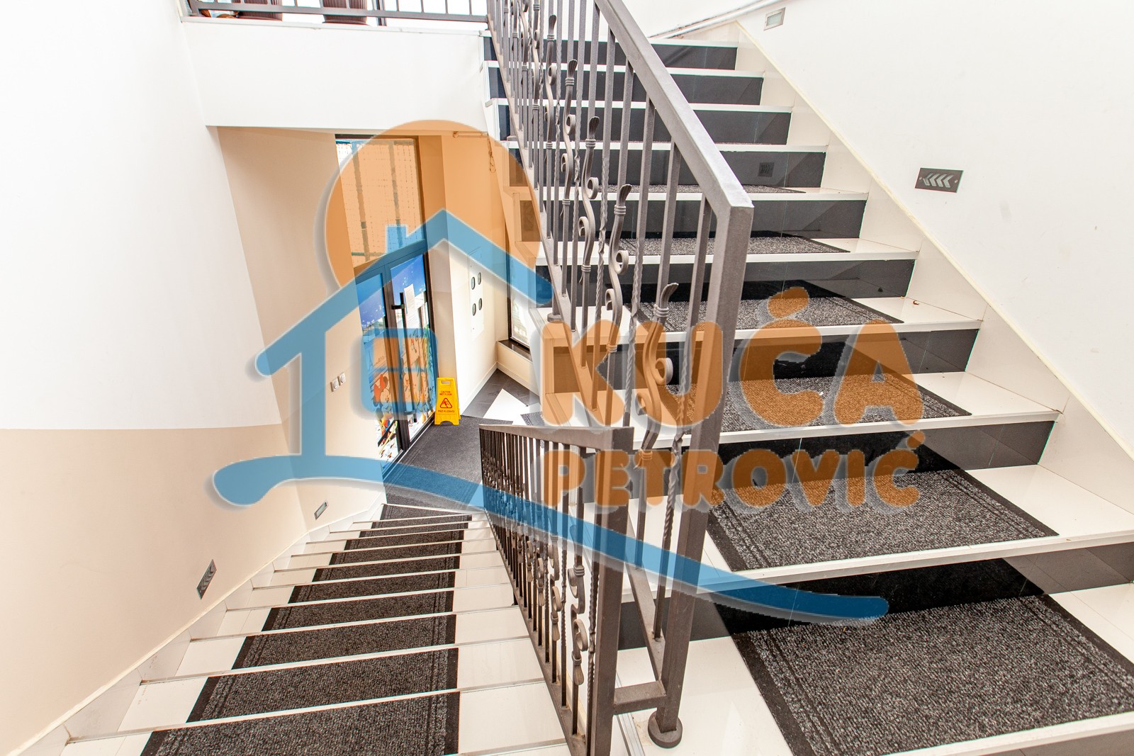 Lokal, 430 m2, Brzi Brod, Brzi Brod ID: p-02271 18