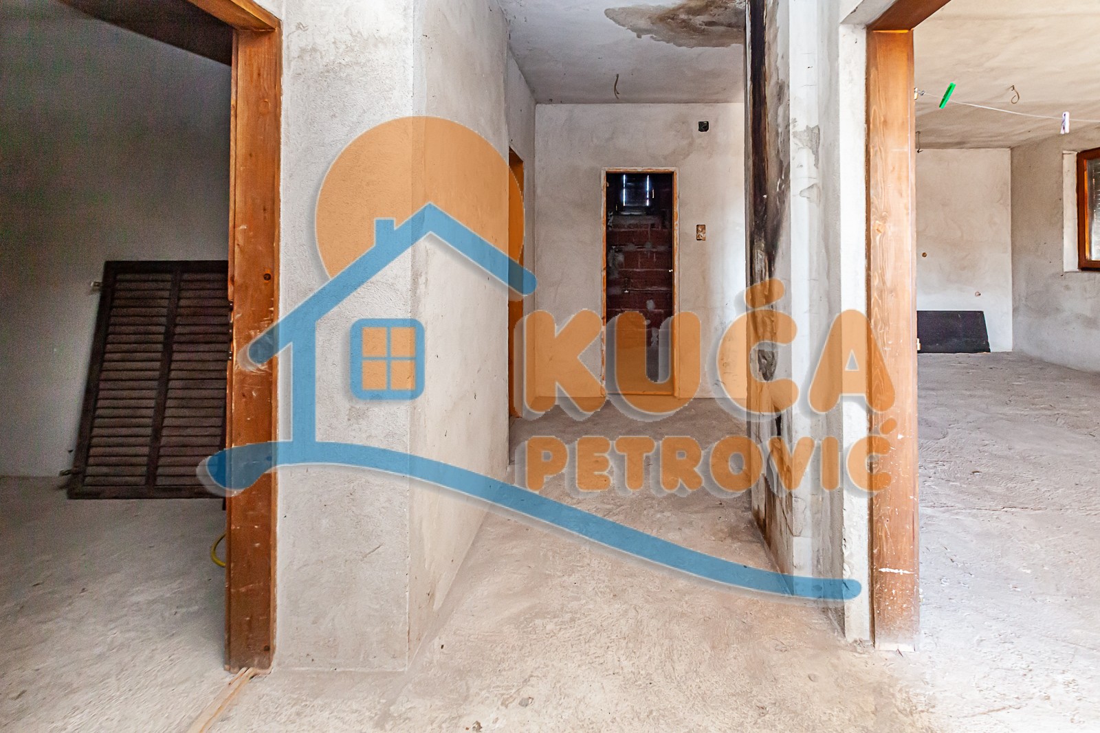 Lokal, 460 m2, Donja Vrežina, Borova ID: i-010901 11