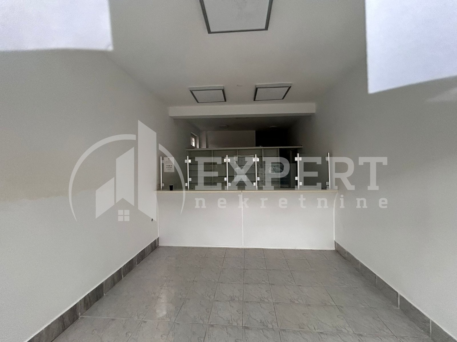 Lokal, 50 m2, Drakčeta Milovanovića ID: i-011135 1