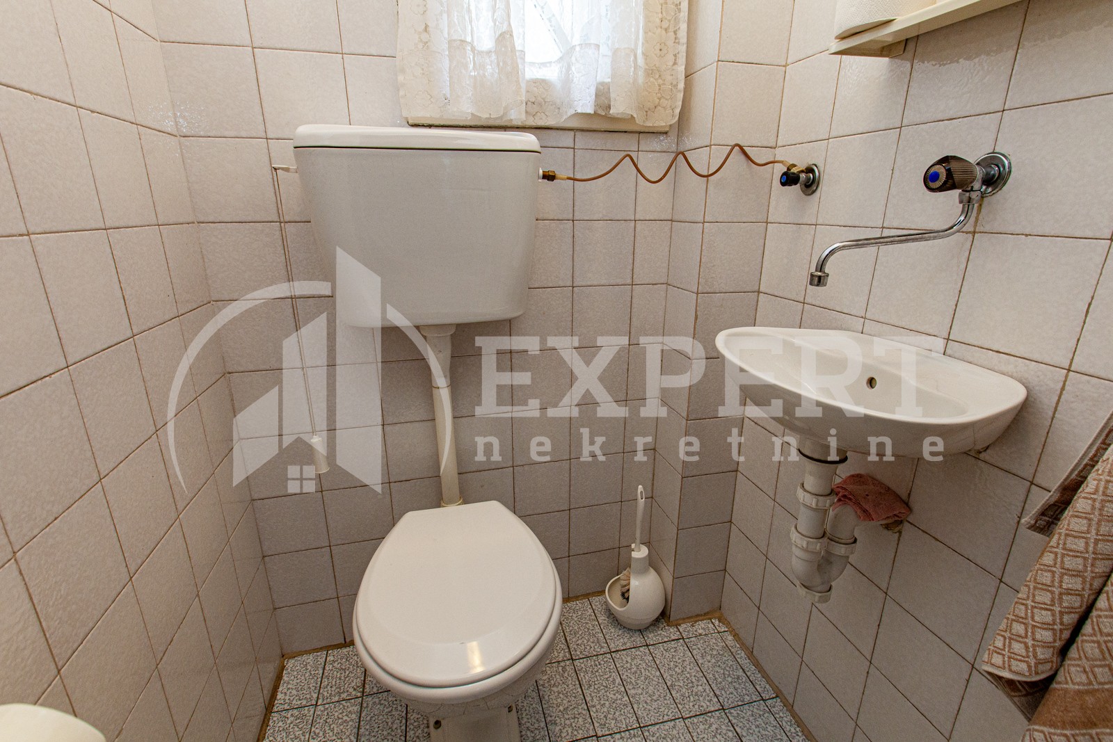 Lokal, 500 m2, Medijana, Svetozara Markovića ID: i-03643 15