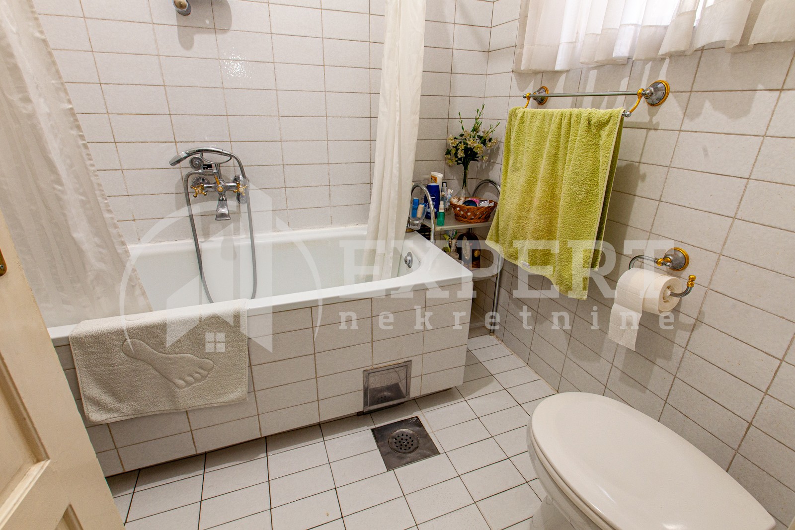 Lokal, 500 m2, Medijana, Svetozara Markovića ID: i-03643 11