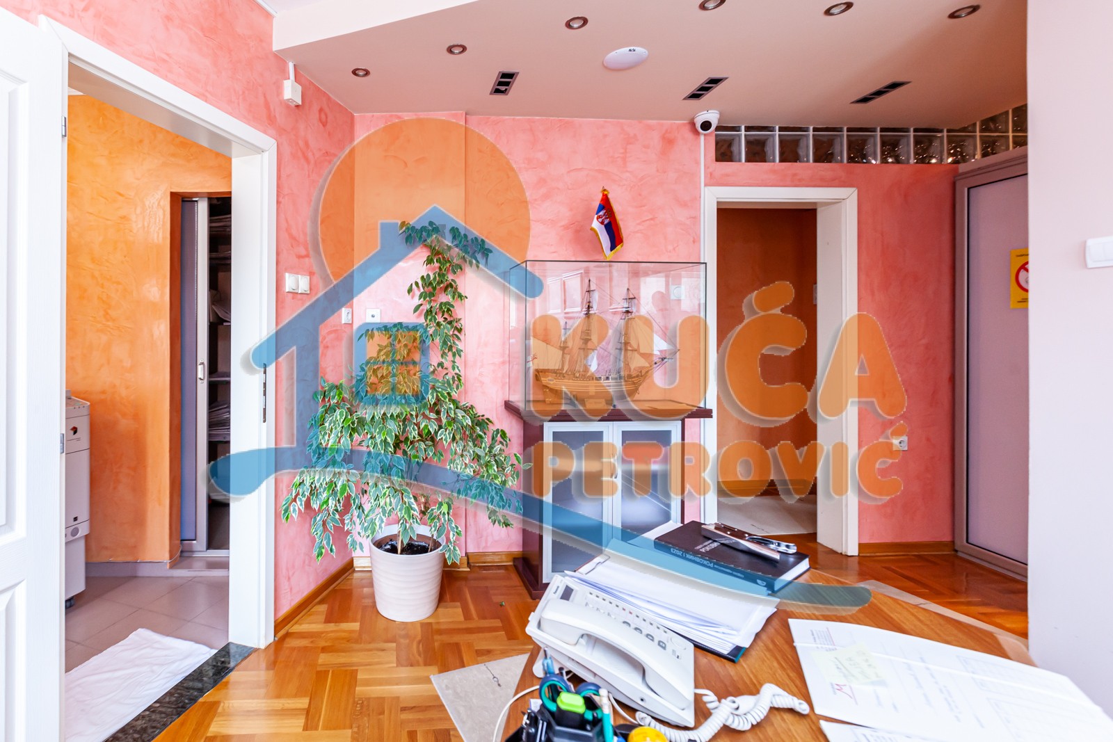 Lokal, 56 m2, Crveni Pevac, Zelengorska ID: p-08985 7