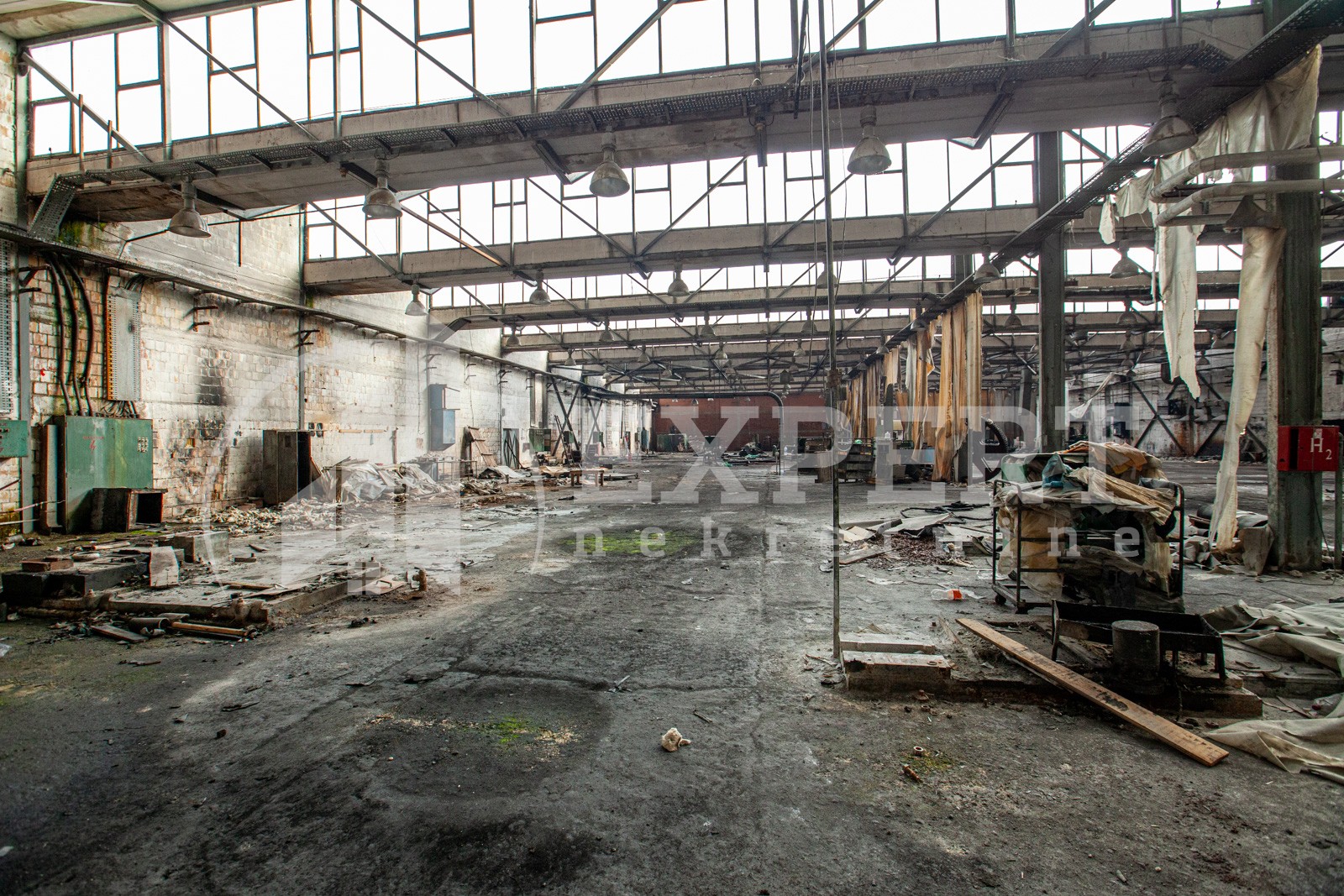 Lokal, 5645 m2, Mramorsko Brdo, Topličkog partizanskog odreda ID: i-09663 7