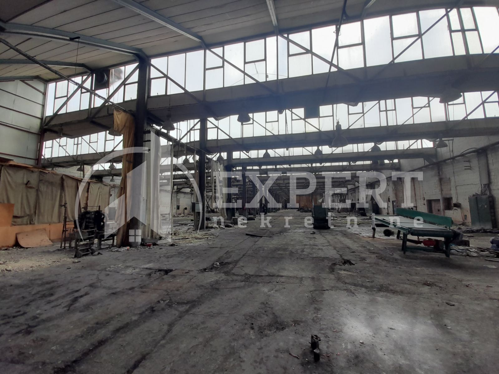 Lokal, 5645 m2, Mramorsko Brdo, Topličkog partizanskog odreda ID: i-09663 8