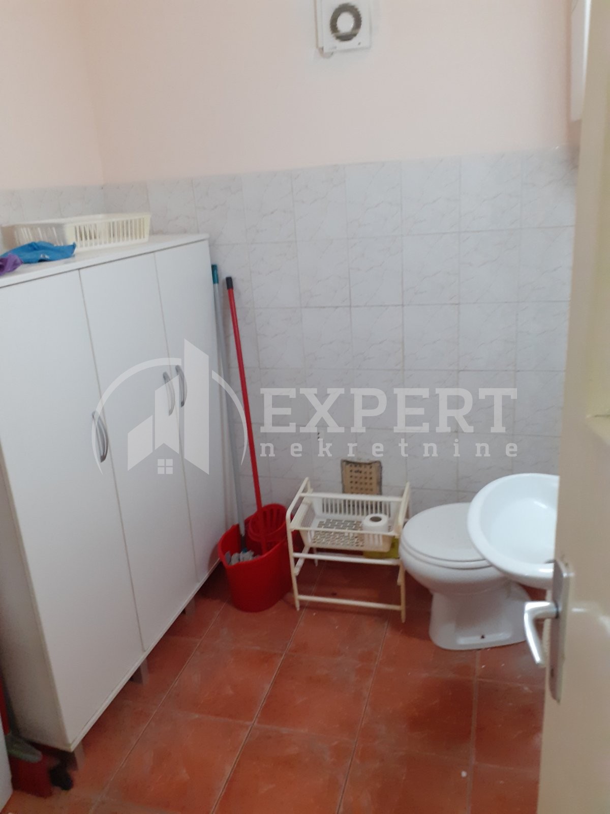 Lokal, 57 m2, Centar, Prijezdina ID: i-07278 10