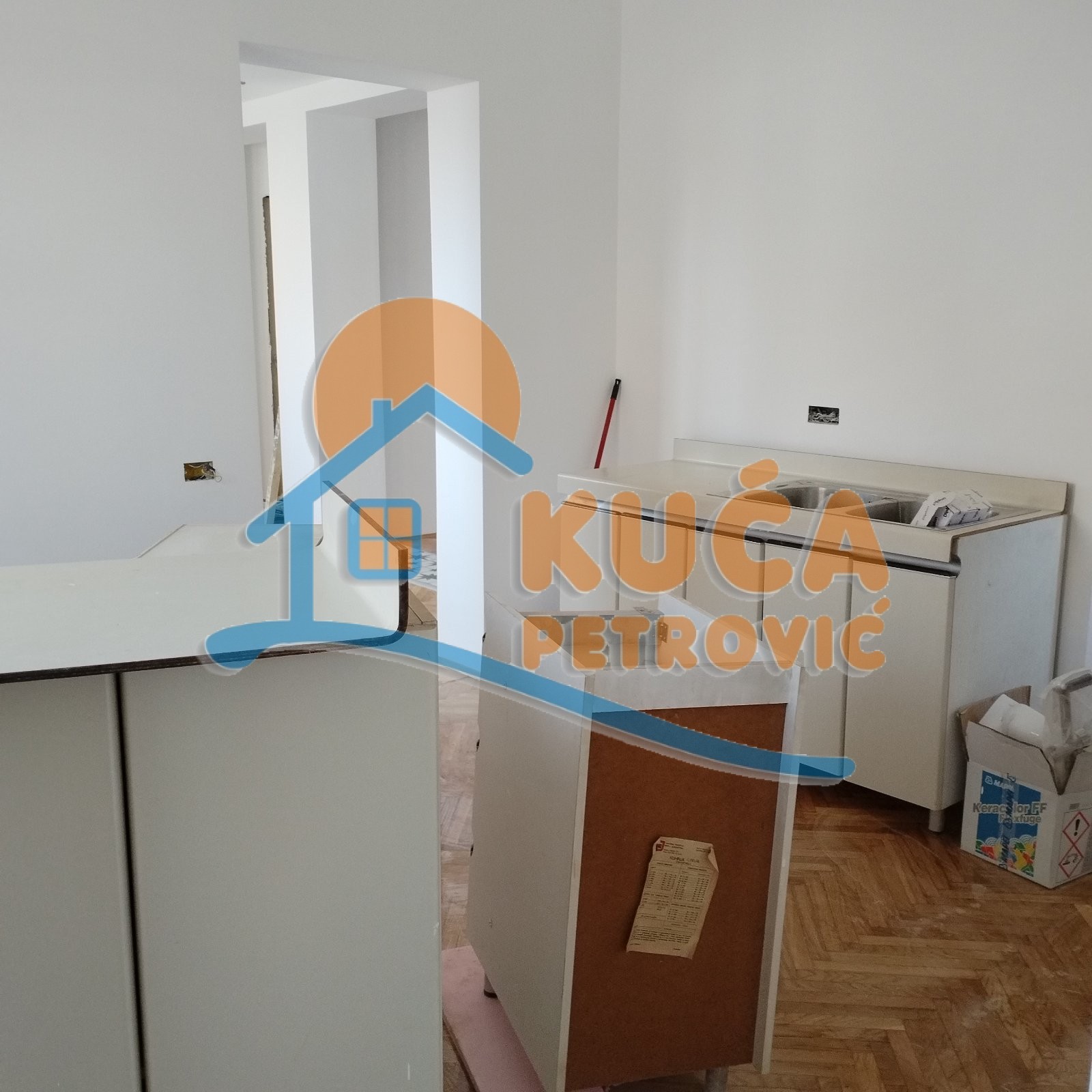Lokal, 58 m2, Centar, Prvomajska ID: i-08080 7
