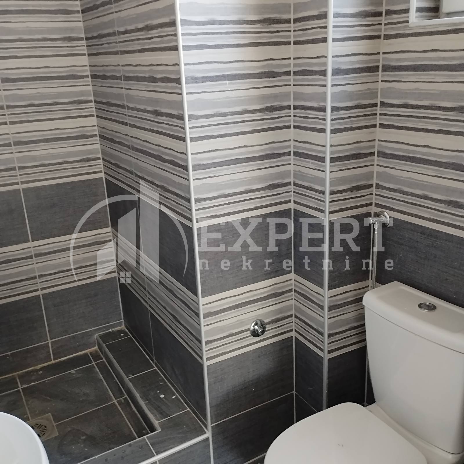 Lokal, 58 m2, Centar, Prvomajska ID: i-08080 12