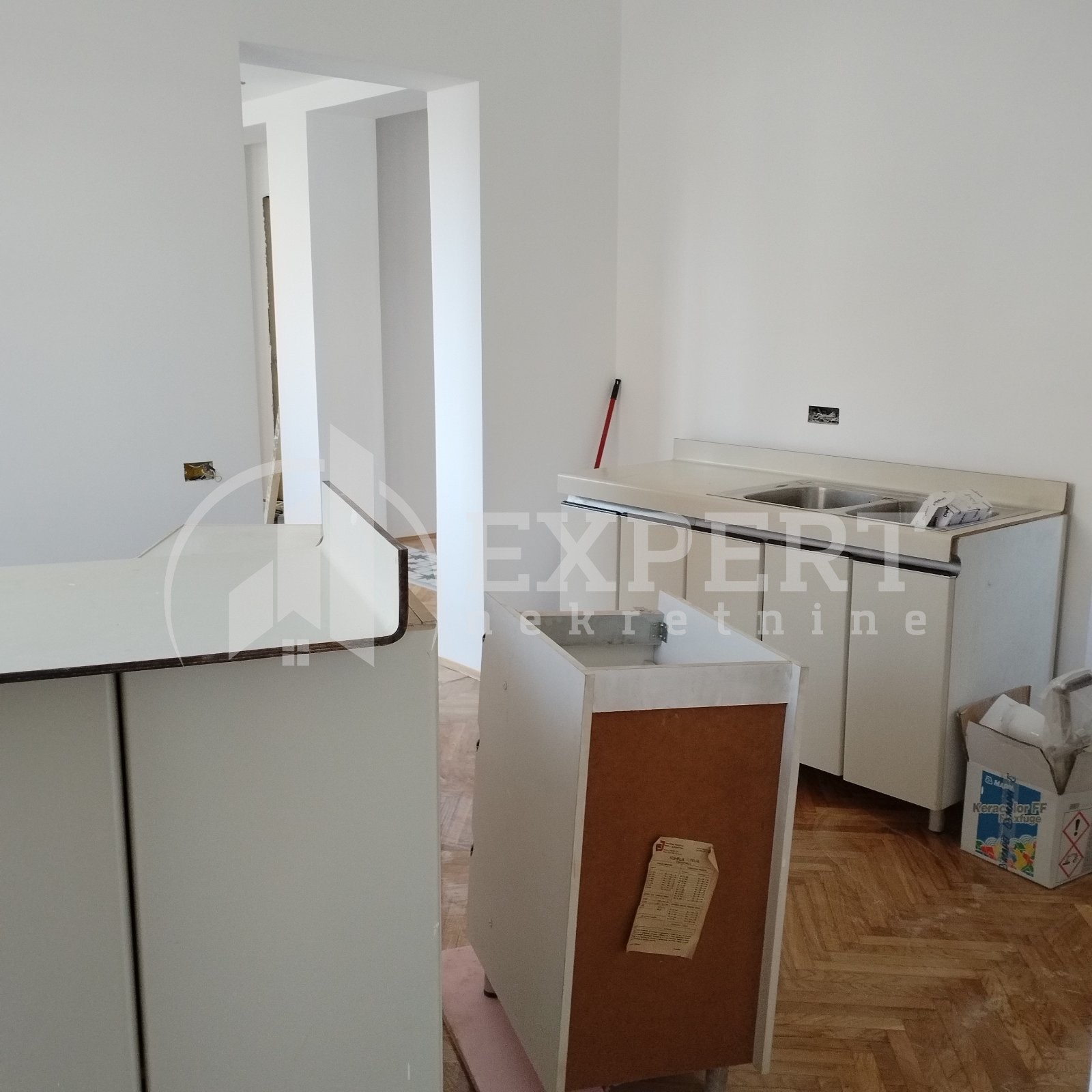 Lokal, 58 m2, Centar, Prvomajska ID: i-08080 7