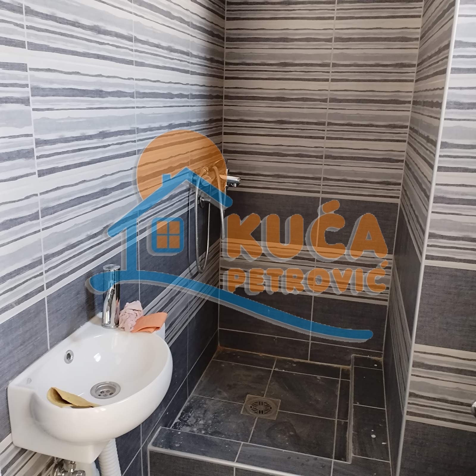Lokal, 58 m2, Centar, Prvomajska ID: i-08080 14