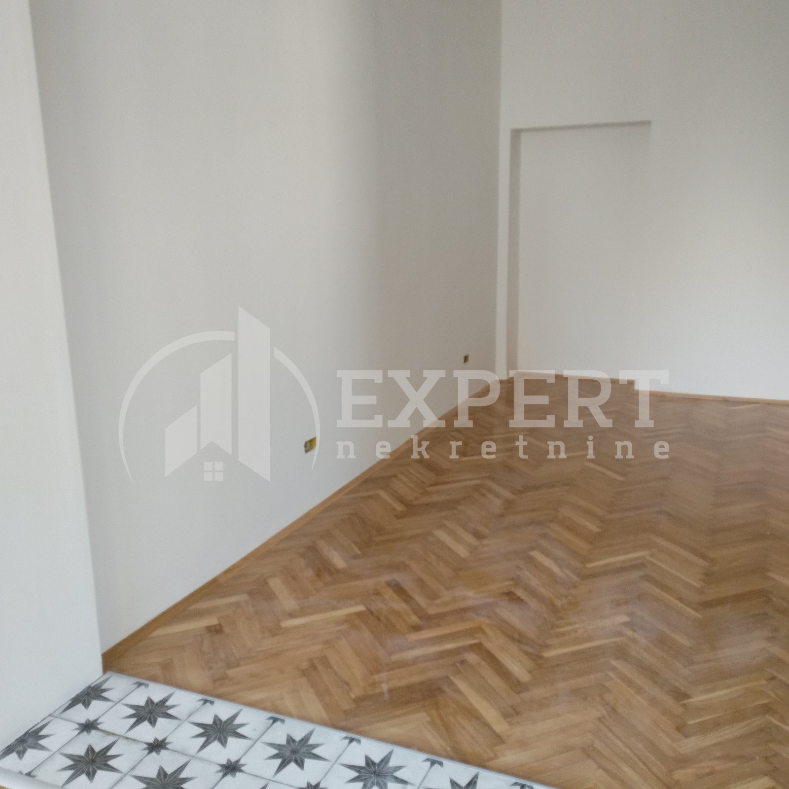 Lokal, 58 m2, Centar, Prvomajska ID: i-08080 4