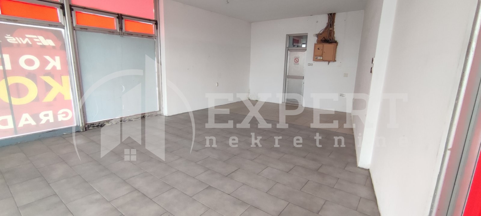 Lokal, 61 m2, Čamurlija, Bulevar 12. februar ID: i-07382 2