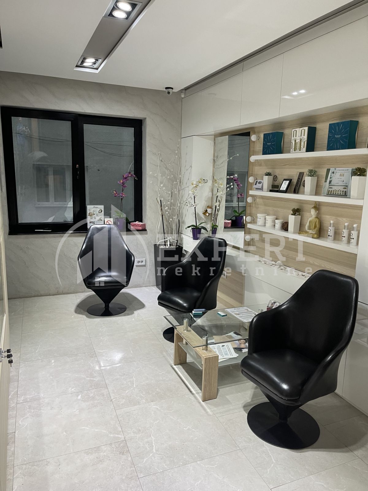 Lokal, 65 m2, Centar, Karadžićeva ID: i-09700 2