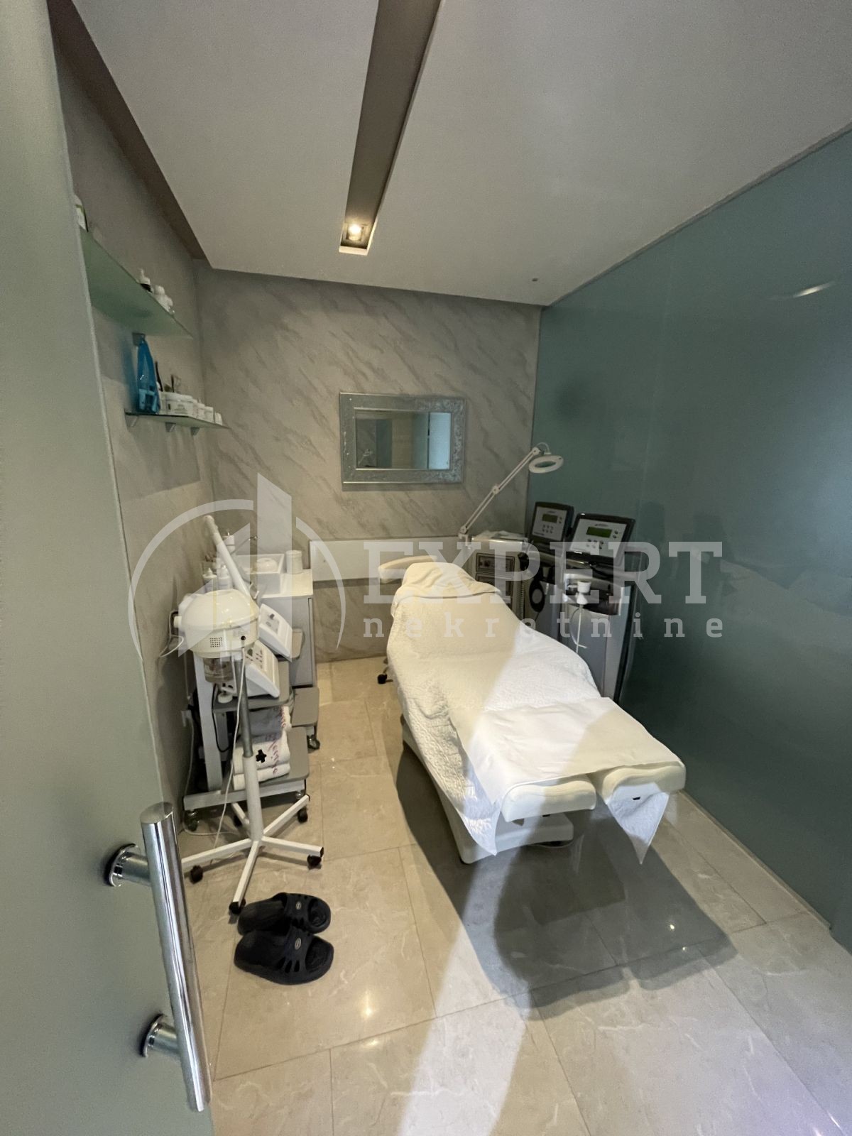 Lokal, 65 m2, Centar, Karadžićeva ID: i-09700 4