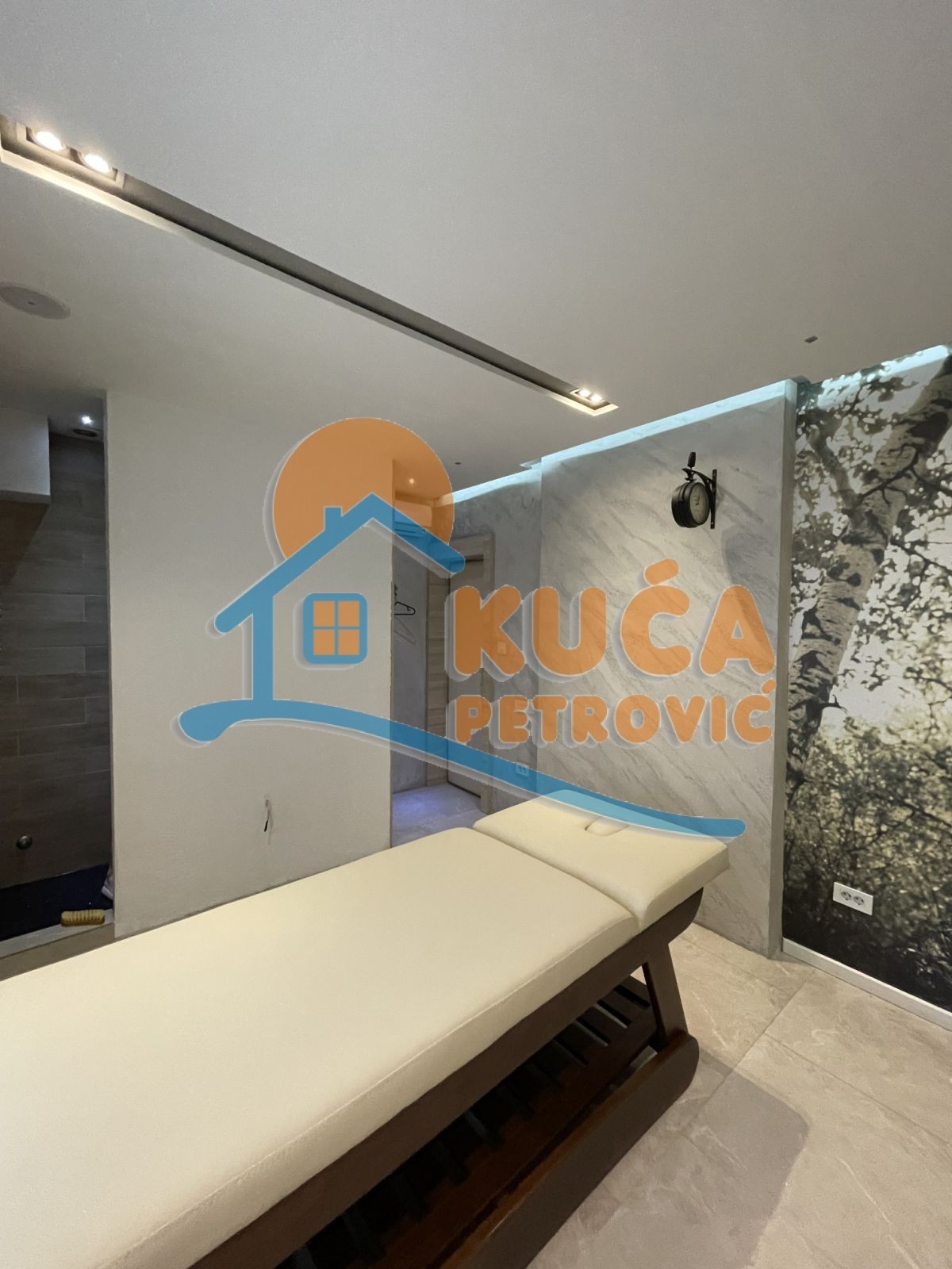 Lokal, 65 m2, Centar, Karadžićeva ID: i-09700 7