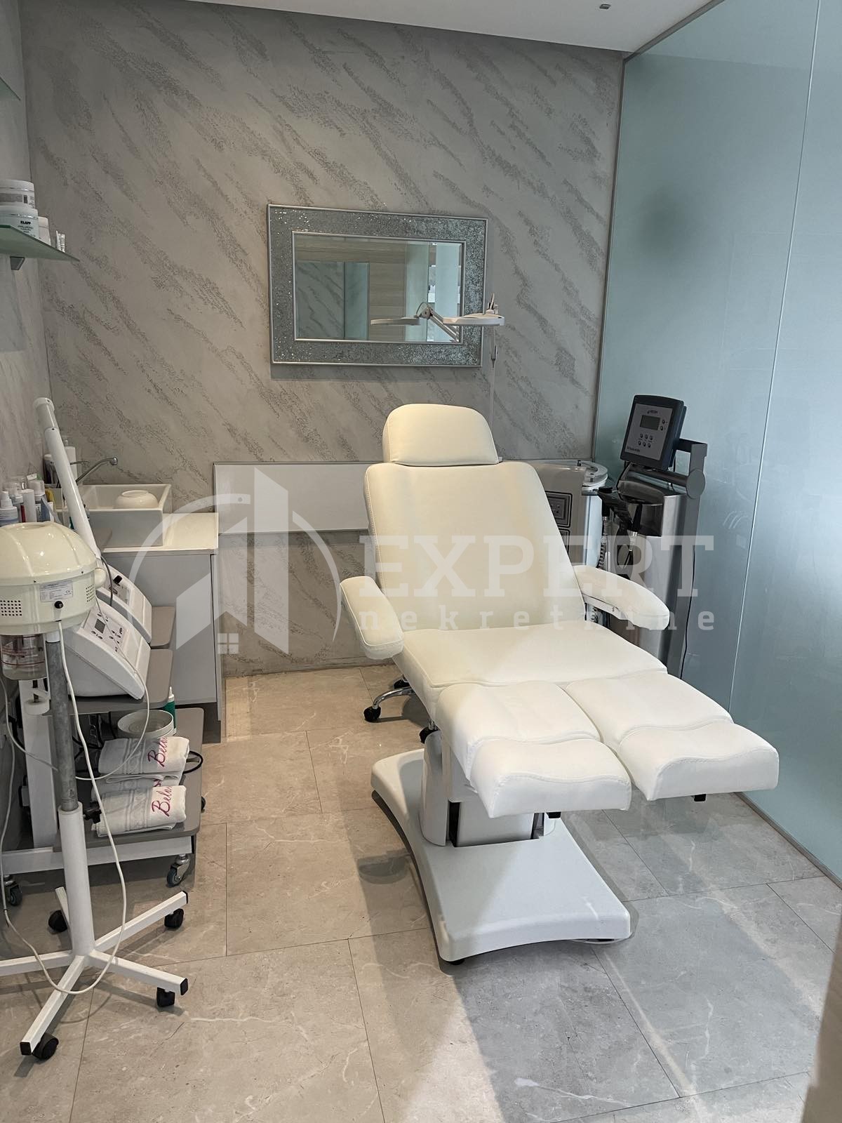 Lokal, 65 m2, Centar, Karadžićeva ID: i-09700 11