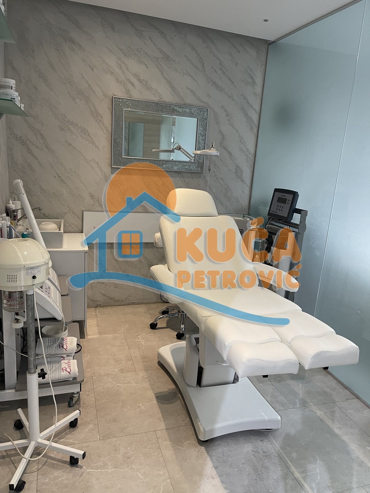 Lokal, 65 m2, Centar, Karadžićeva ID: i-09700 12