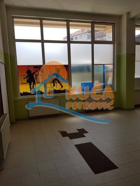 Lokal, 69 m2, Centar, Cara Dušana ID: p-08213 1