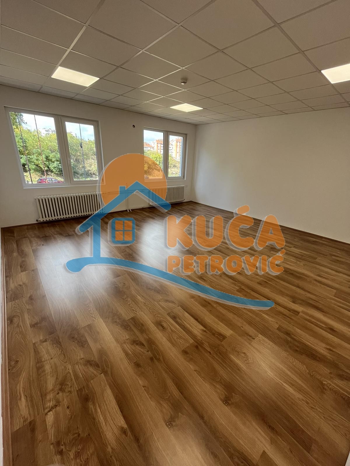 Lokal, 750 m2, Trošarina, Višegradska ID: i-010006 8