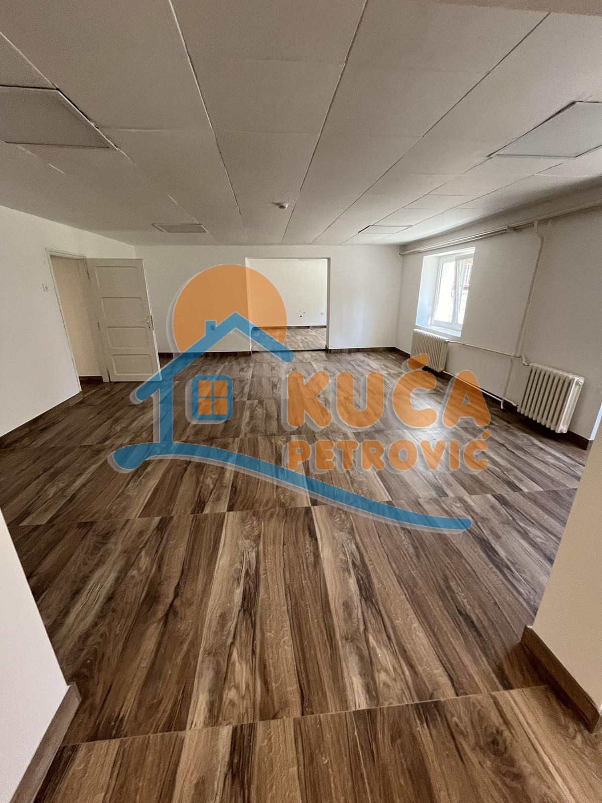 Lokal, 750 m2, Trošarina, Višegradska ID: i-010006 2