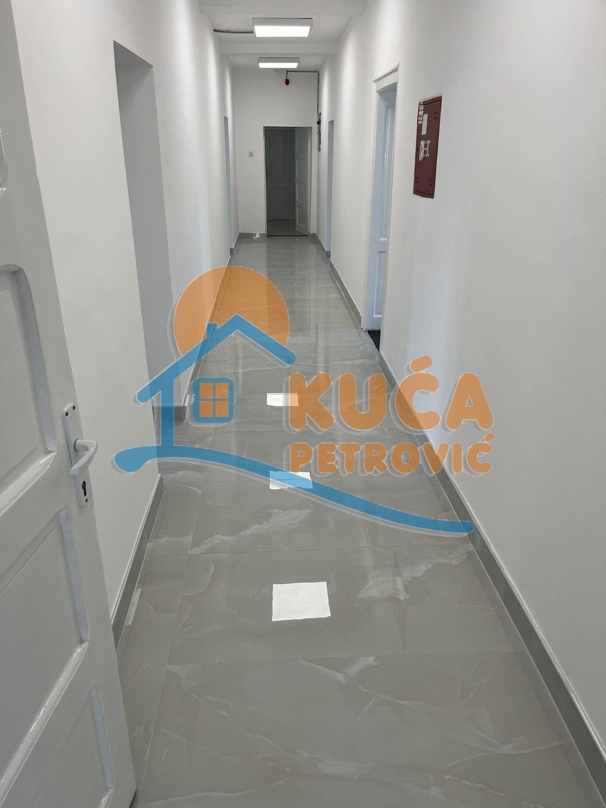 Lokal, 750 m2, Trošarina, Višegradska ID: i-010006 15