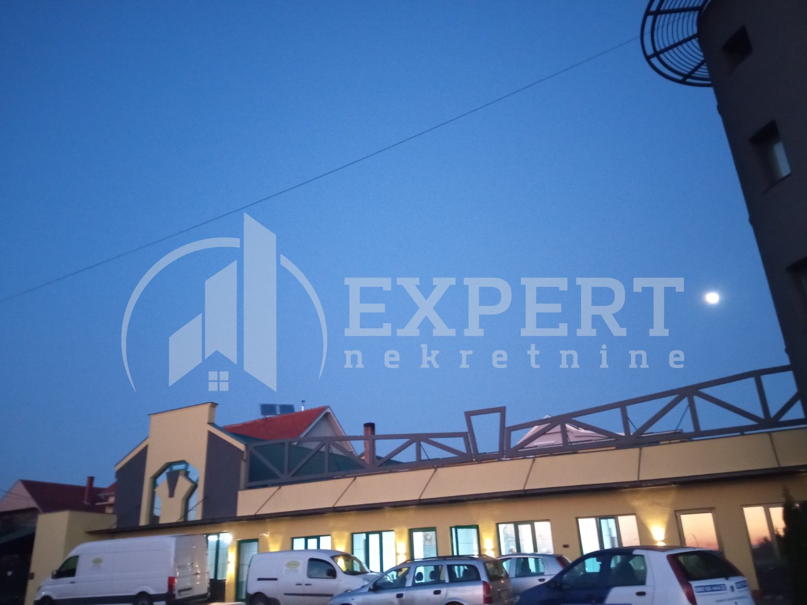 Lokal, 800 m2, Donji Komren, Bračka ID: i-010467 1