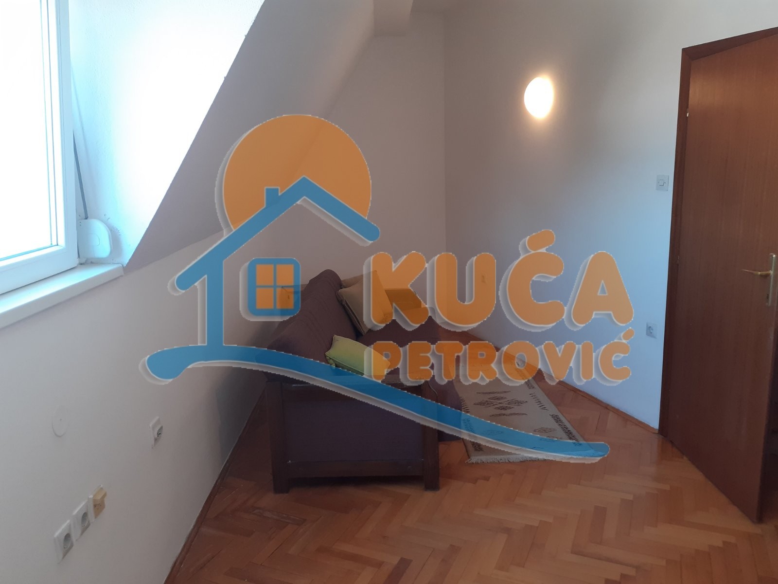 Lokal, 84 m2, Pantelej, Kosovke Devojke ID: i-06194 2