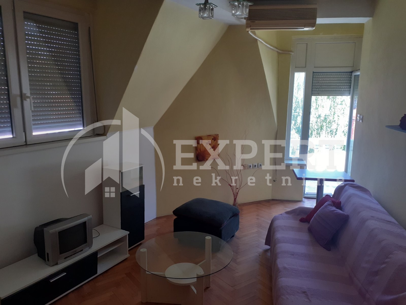 Lokal, 84 m2, Pantelej, Kosovke Devojke ID: i-06194 4