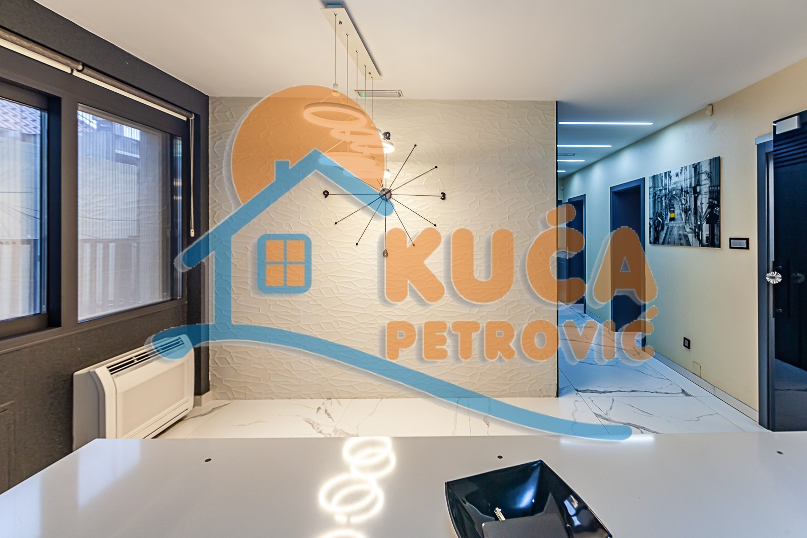 Lokal, 85 m2, Centar, Obrenovićeva ID: i-010389 2