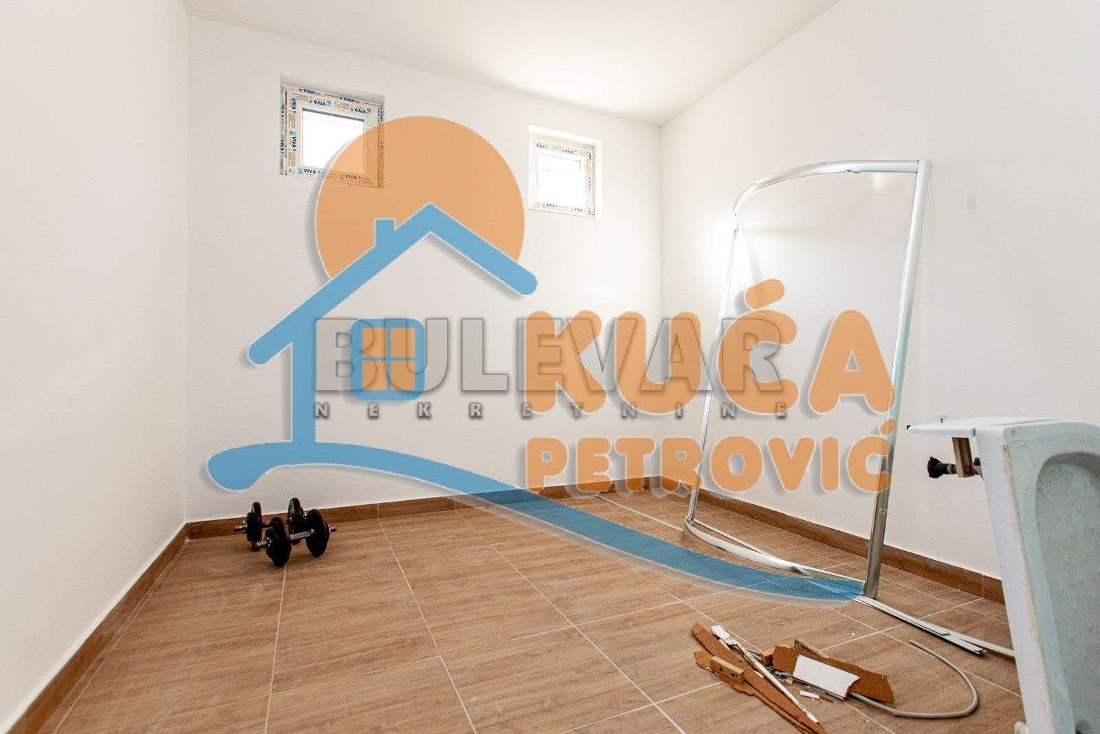 Lokal, 85 m2, Durlan, Donjovrežinska ID: p-08796 5