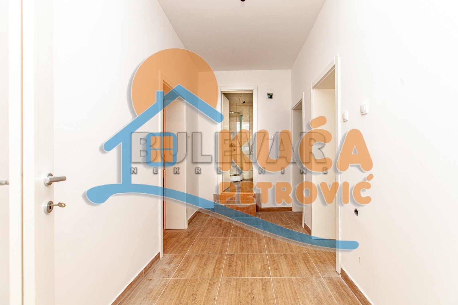 Lokal, 85 m2, Durlan, Donjovrežinska ID: p-08796 6