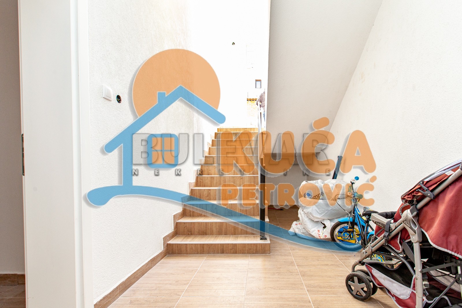 Lokal, 85 m2, Durlan, Donjovrežinska ID: p-08796 7
