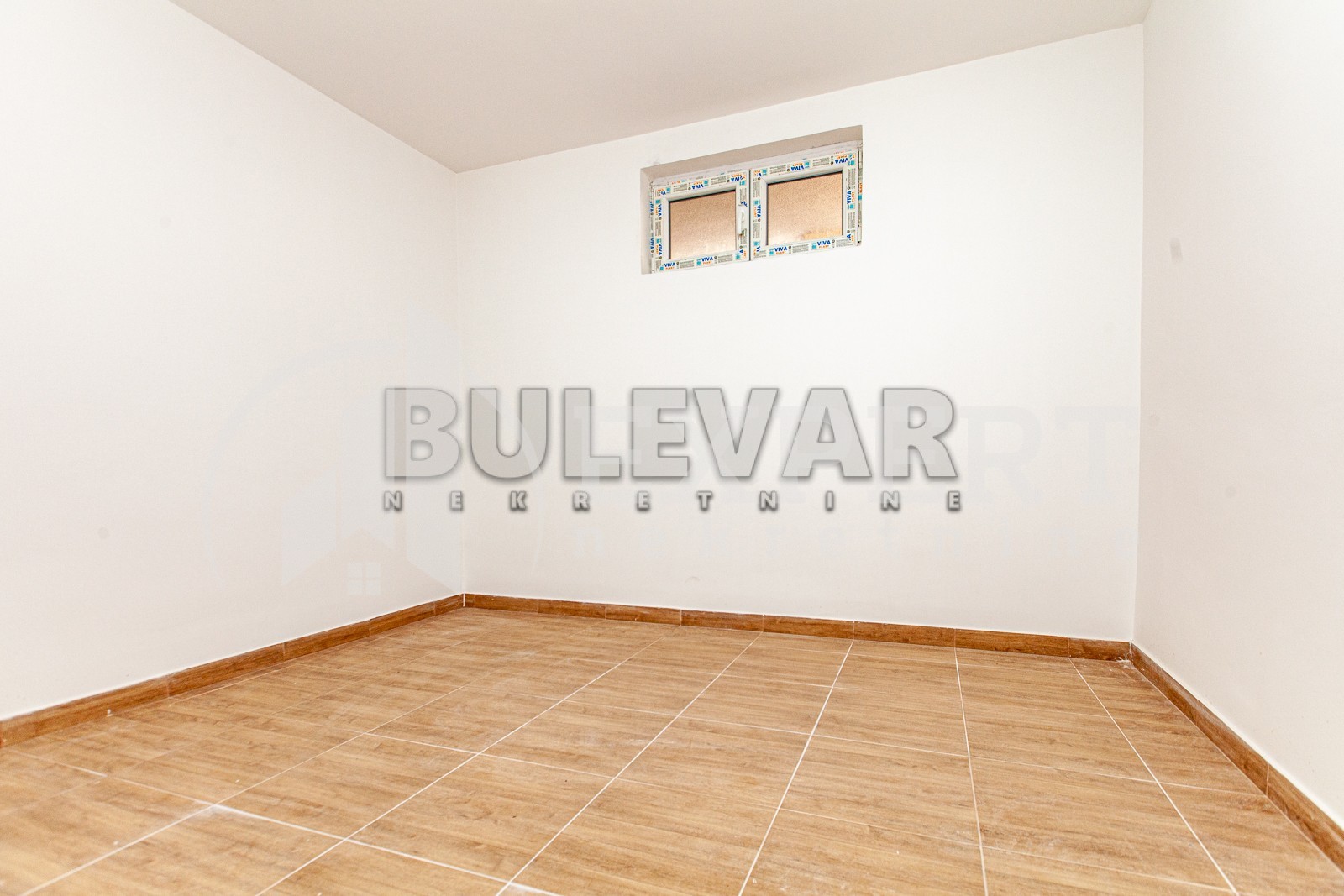 Lokal, 85 m2, Durlan, Donjovrežinska ID: p-08796 4