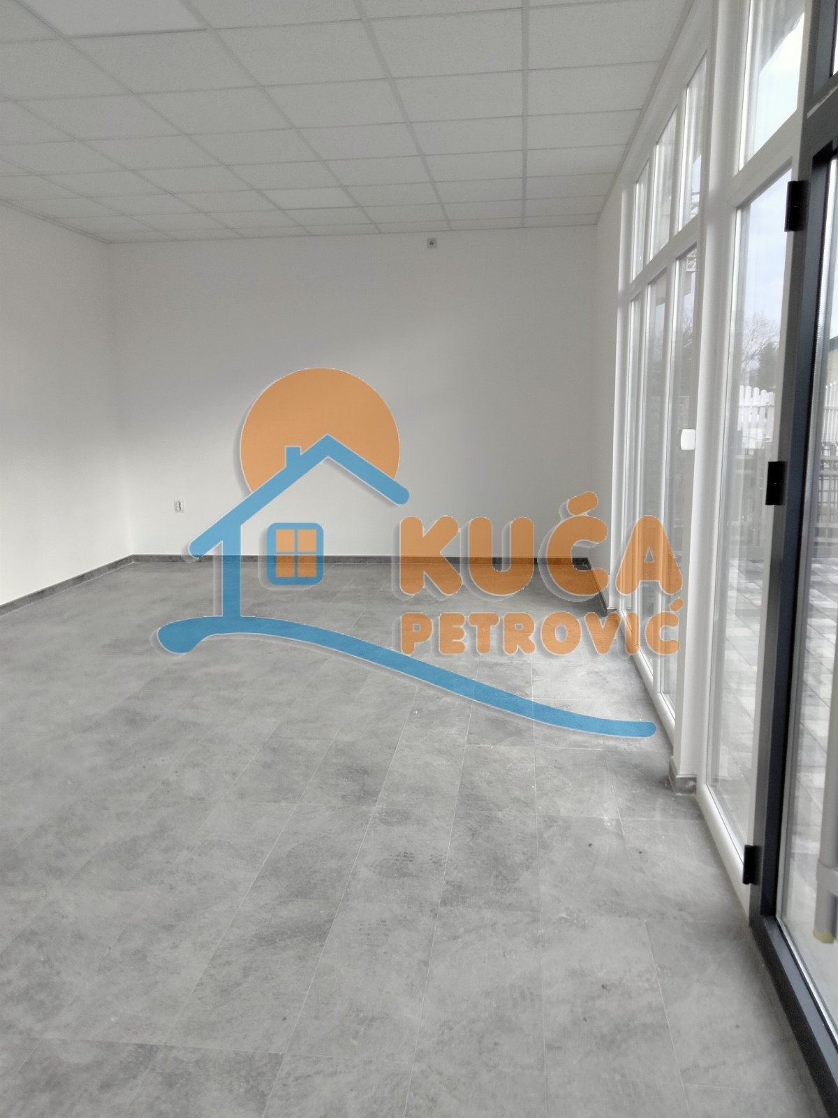 Lokal, 86 m2, Kočane, Moravska ID: i-07770 2