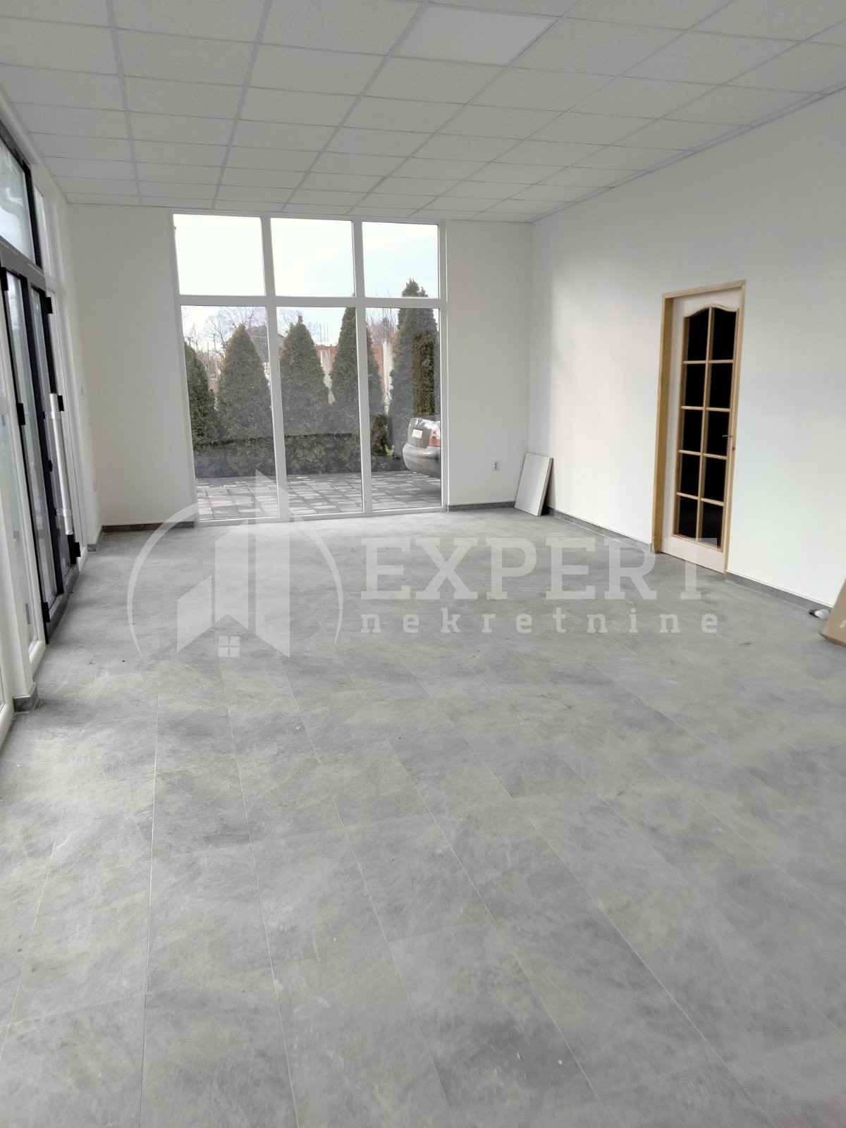 Lokal, 86 m2, Kočane, Moravska ID: i-07770 1