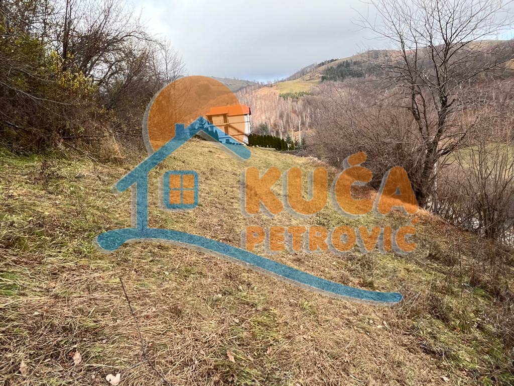 Plac, Brzeće ID: p-08530 4