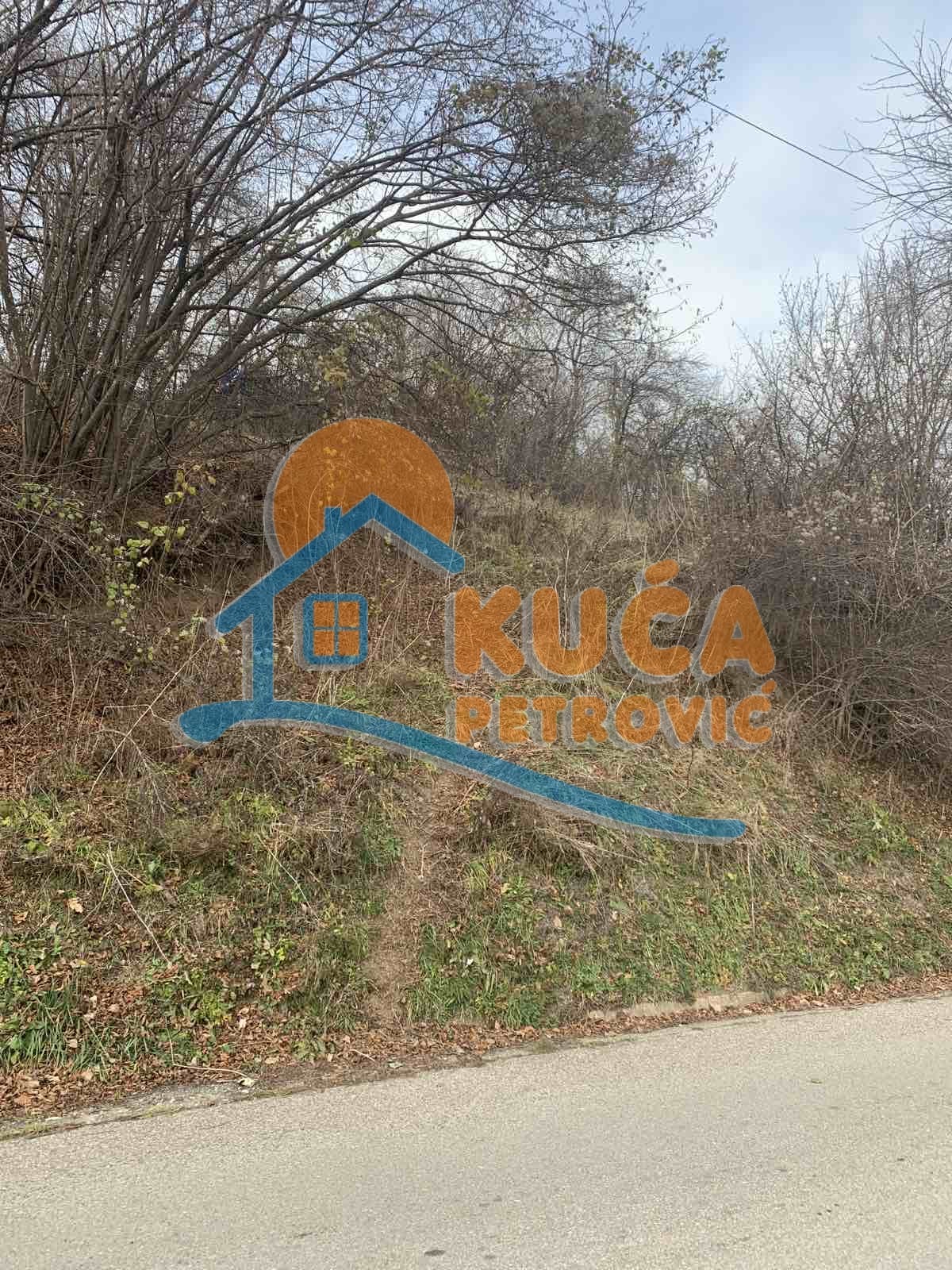 Plac, Brzeće ID: p-08530 1